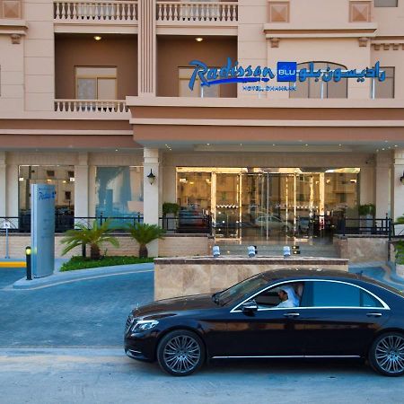 אל חובר Radisson Blu Hotel, Dhahran מראה חיצוני תמונה