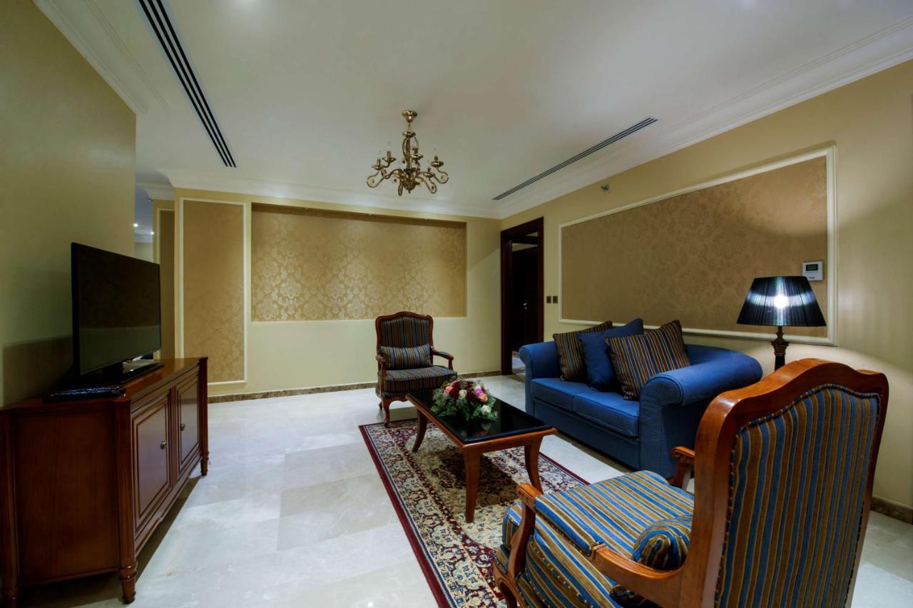 אל חובר Radisson Blu Hotel, Dhahran מראה חיצוני תמונה