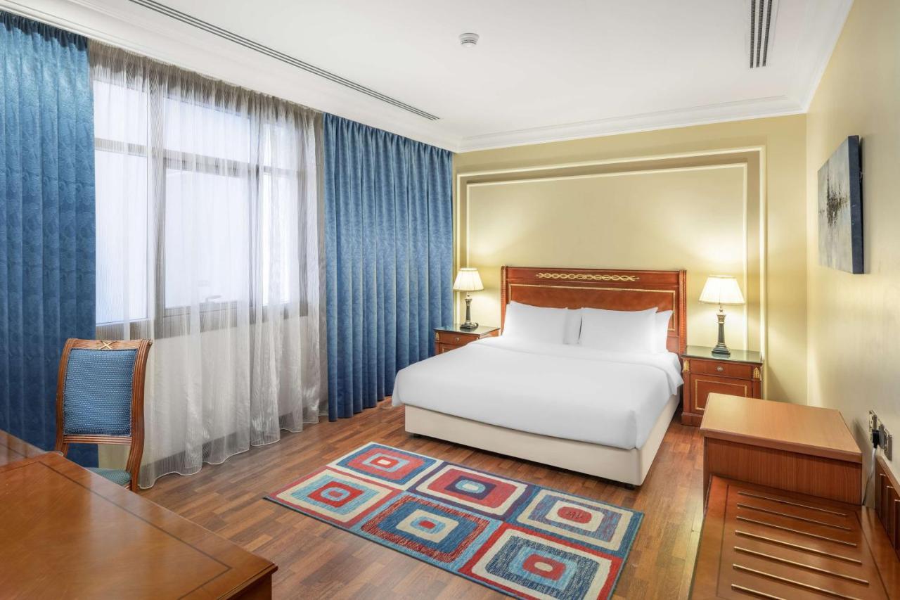 אל חובר Radisson Blu Hotel, Dhahran מראה חיצוני תמונה