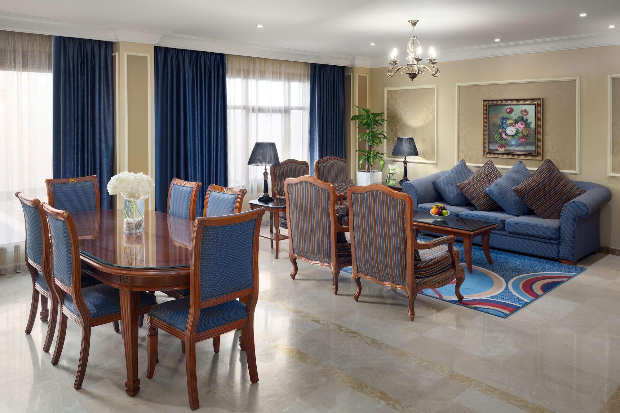 אל חובר Radisson Blu Hotel, Dhahran מראה חיצוני תמונה
